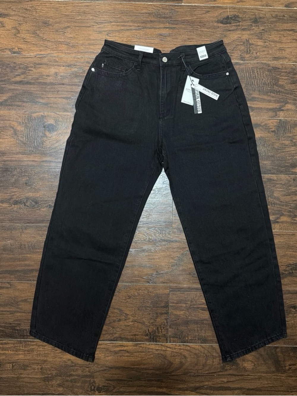 Judy Blue Black High-Rise Ankle Crop Jeans